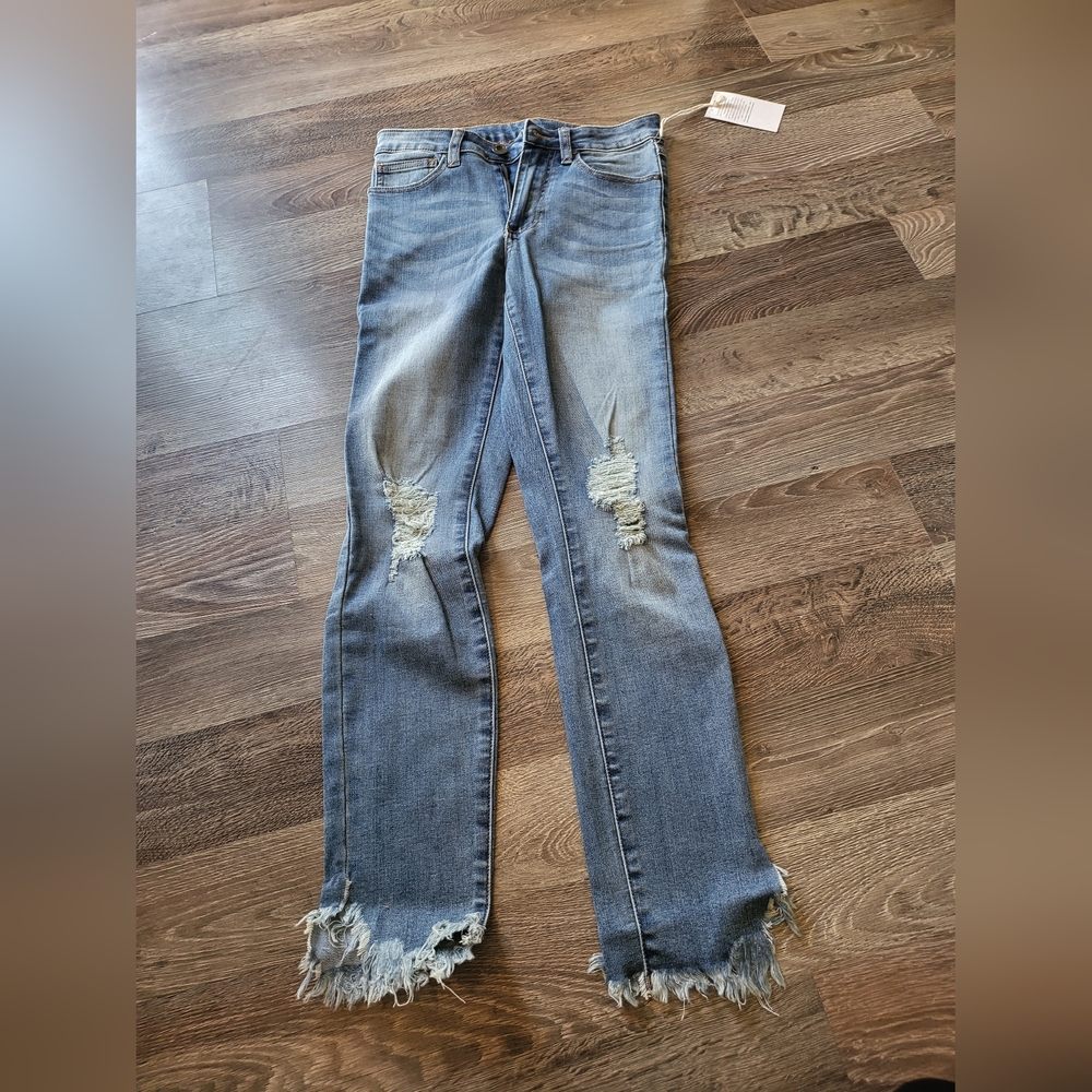 Grace and Lace jeans NWT